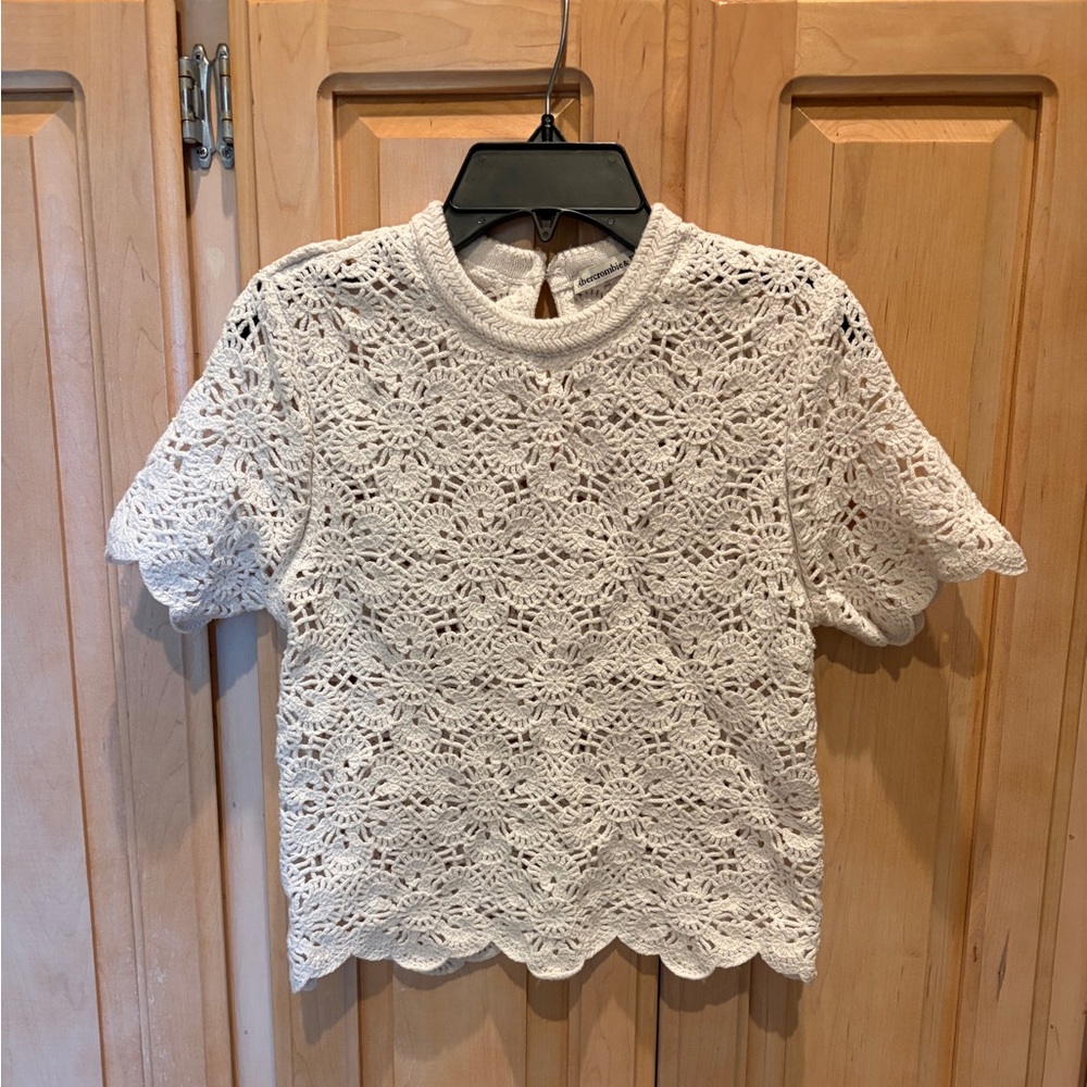 Abercrombie white sweater XXS